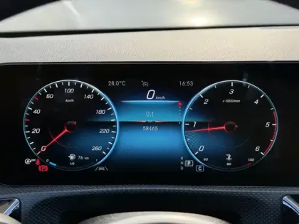 Photo 18 Mercedes Classe A Gén. IV (W177) Ph1 Progressive Line 5