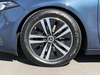 Photo 10 Mercedes Classe A Gén. IV (W177) Ph1 Progressive Line 5