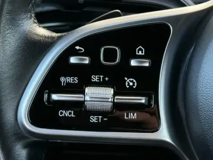 Photo 23 Mercedes Classe A Gén. IV (W177) Ph1 Progressive Line 5