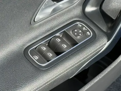 Photo 25 Mercedes Classe A Gén. IV (W177) Ph1 Progressive Line 5