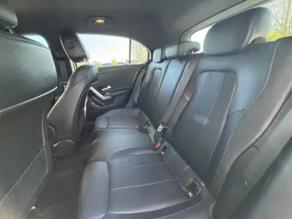 Photo 14 Mercedes Classe A Gén. IV (W177) Ph1 Progressive Line 5