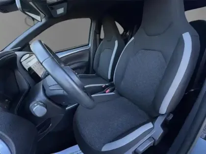 Photo 8 Toyota Aygo 1.0 VVT-i 72 Design S-CVT