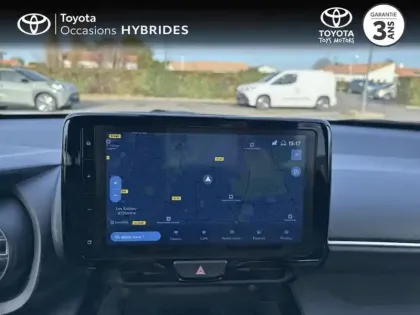 Photo 14 Toyota Yaris Hybride 1.5 HYBRID 116H DESIGN AUTO