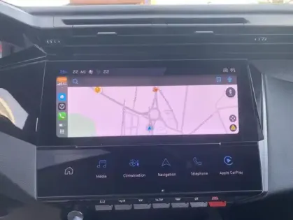 Photo 12 Peugeot 308 III Hybrid 136 e-DCS6 ALLURE