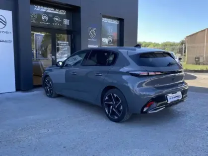 Photo 19 Peugeot 308 III Hybrid 136 e-DCS6 ALLURE