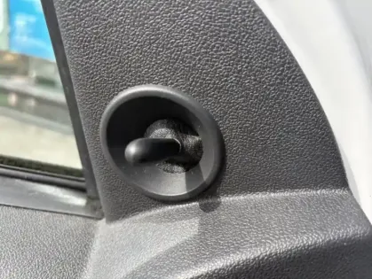 Photo 21 Dacia Duster Silver Line 2017 SCe 115 4x2