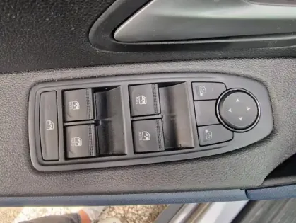 Photo 25 Dacia Duster III expression mild hybrid 130