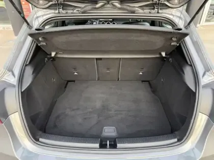 Photo 18 Mercedes Classe A Gén. IV (W177) Ph1 Progressive Line 5