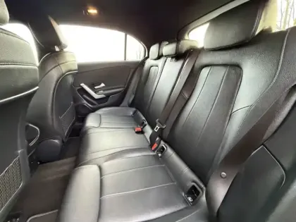 Photo 19 Mercedes Classe A Gén. IV (W177) Ph1 Progressive Line 5