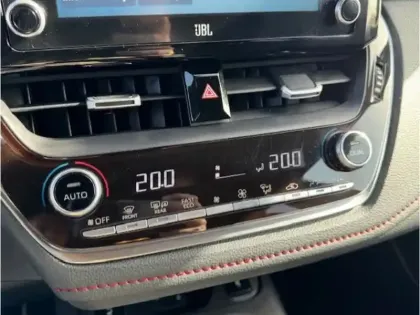 Photo 21 Toyota Corolla Gén. X Ph1 Design 5