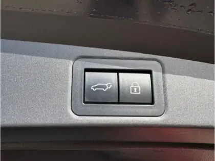 Photo 23 Toyota Corolla Gén. X Ph1 Design 5