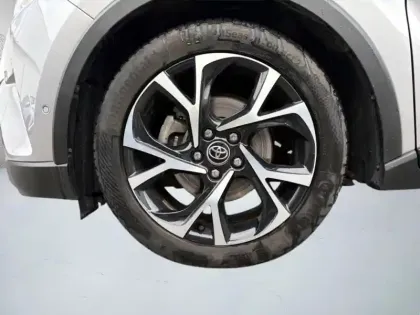 Photo 21 Toyota C-HR 1.8 HYBRIDE 122 GRAPHIC ch