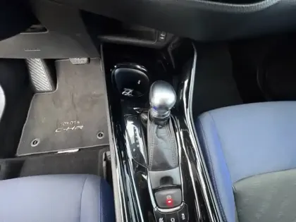 Photo 15 Toyota C-HR 1.8 HYBRIDE 122 GRAPHIC ch