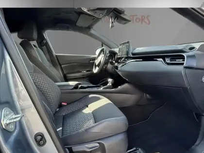 Photo 9 Toyota C-HR Gén. I Ph2 NG Design 5