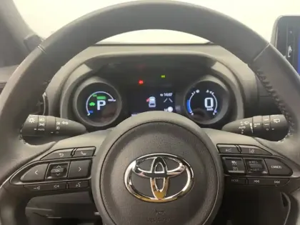 Photo 22 Toyota Yaris Hybride 1.5 HYBRID 116H DESIGN