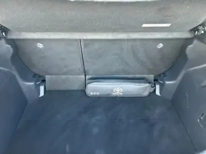 Photo 17 Toyota Yaris Hybride 116h France