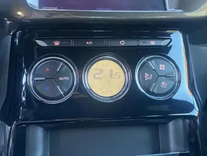 Photo 8 DS DS 3 PureTech 110 S&S EAT6 Sport Chic