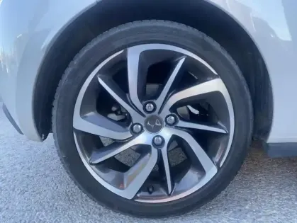 Photo 21 DS DS 3 PureTech 110 S&S EAT6 Sport Chic