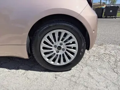 Photo 10 Fiat 500 Gén. II Ph1 MY23 Base 3