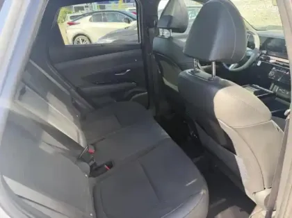 Photo 8 Hyundai Tucson  1.6 T-GDI 215ch Hybrid 20ème Anniversaire