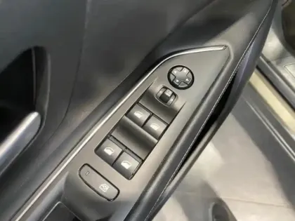 Photo 13 Peugeot 3008 Gén. II Ph1 Allure 5