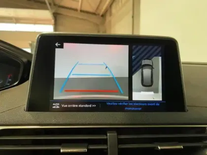 Photo 8 Peugeot 3008 Gén. II Ph1 Allure 5