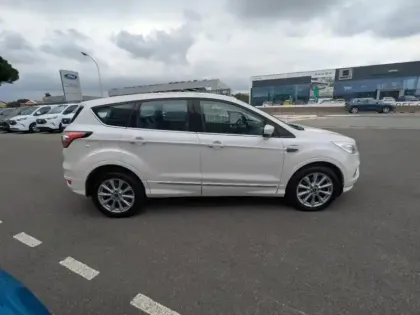 Photo 9 Ford Kuga  2.0 TDCi 150ch Stop&Start Vignale 4x2 Euro6.2