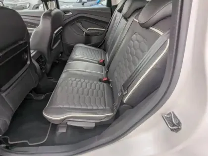 Photo 12 Ford Kuga  2.0 TDCi 150ch Stop&Start Vignale 4x2 Euro6.2