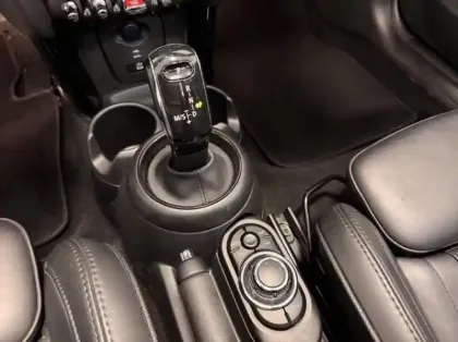 Photo 8 Mini Mini Gén. III (F57) Ph3 Edition Premium Plus 2