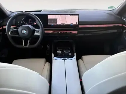 Photo 9 BMW Serie 5 Gén. VII (G61) Ph1 M Sport 5