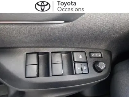 Photo 12 Toyota Yaris  Cross 116h Design MY22