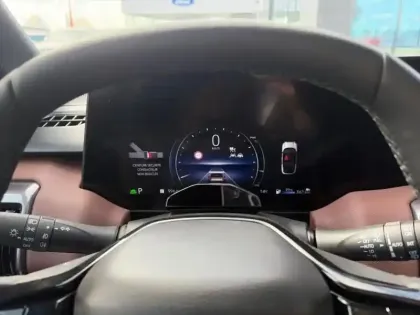 Photo 6 Suzuki Vitara  174ch 61kWh Style