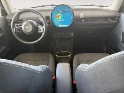 Photo 9 Mini Cooper Gén. IV (/F66/J01) Ph1 Essential 3