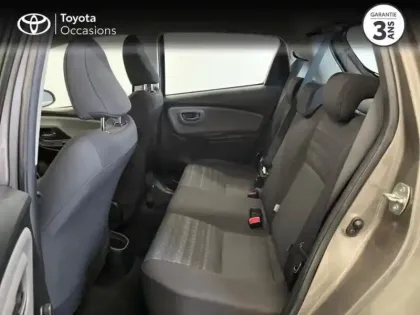 Photo 11 Toyota Yaris Gén. III Ph2 NG France 5