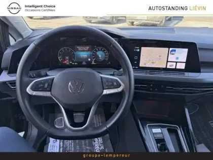 Photo 10 Volkswagen Golf Gén. VIII Ph1 Style 5