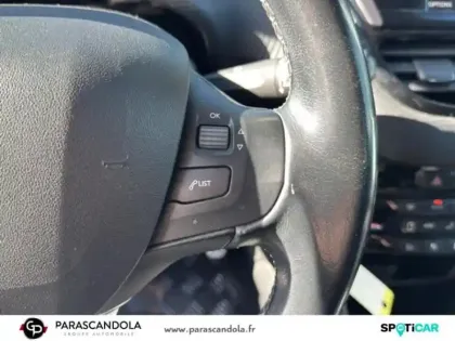 Photo 13 Peugeot 208  1.6 BlueHDi 100ch Féline 5p