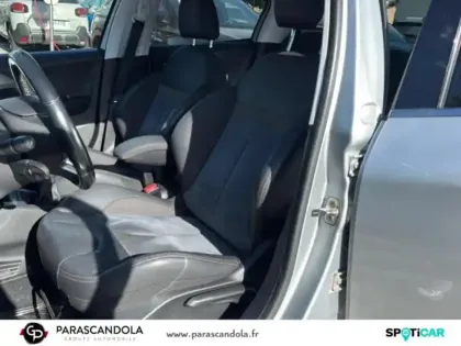 Photo 8 Peugeot 208  1.6 BlueHDi 100ch Féline 5p