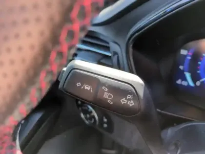 Photo 12 Ford Focus  1.0 Flexifuel mHEV 125ch ST-Line X