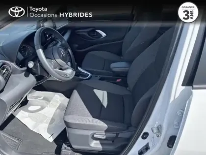 Photo 10 Toyota Yaris Gén. IV Ph1 Dynamic 5