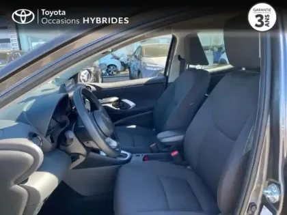 Photo 10 Toyota Yaris Gén. IV Ph1 NG Dynamic 5