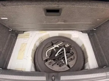 Photo 14 Volkswagen Polo Gén. V Ph2 Trendline 5