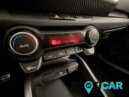 Photo 14 Kia Stonic Gén. I Ph2 GT Line 5