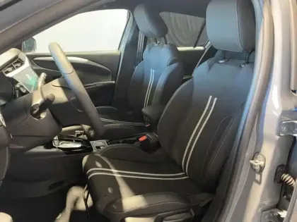 Photo 7 Opel Corsa Gén. VI Ph2 GS 5