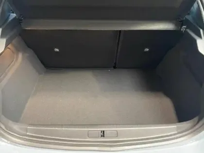 Photo 10 Opel Corsa Gén. VI Ph2 GS 5