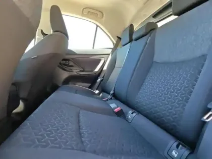 Photo 13 Toyota Yaris  Cross 116h Dynamic MY22