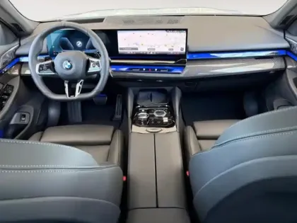 Photo 9 BMW Serie 5 Gén. VII (G61) Ph1 M Sport 5