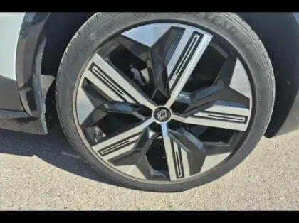 Photo 12 Renault Megane Gén. V (BCB) Ph1 Iconic 5