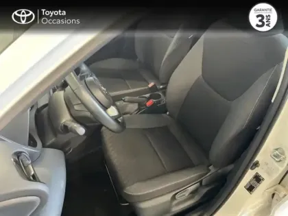 Photo 10 Toyota Yaris Gén. IV Ph1 Dynamic 5