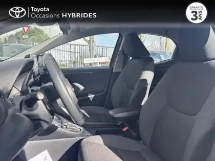 Photo 10 Toyota Yaris Gén. IV Ph1 Dynamic 5