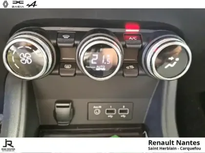 Photo 26 Renault Captur Gén. II (HJB) Ph1 Intens 5